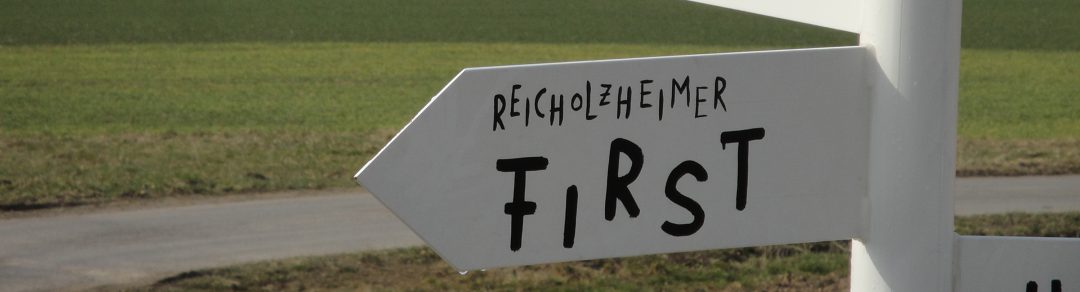 Schild First Weingut Schlör
